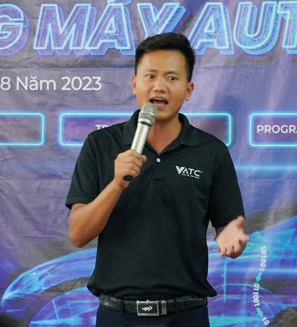Thầy Luyện (2)